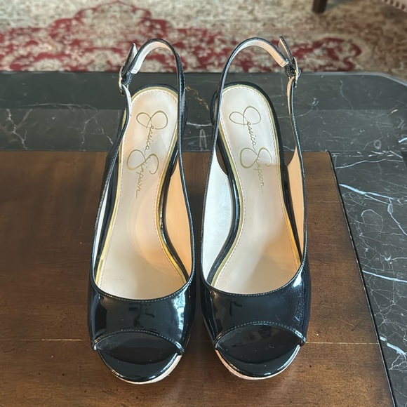 Shoes - Picture 1 of 4